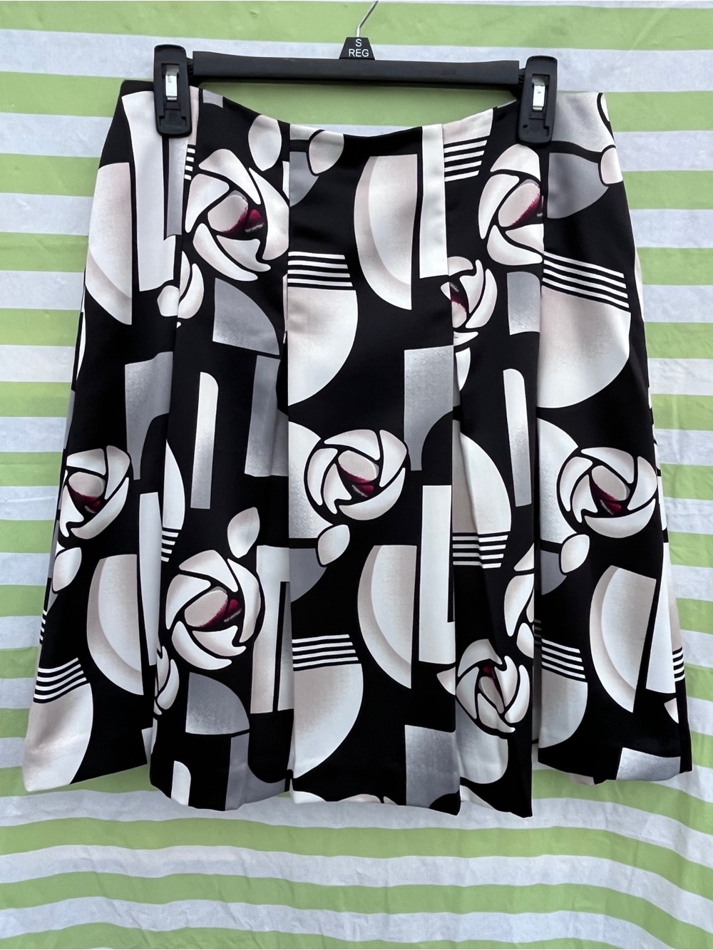 White House Black Market Black & White Geometric Floral Skirt with Berry Accents